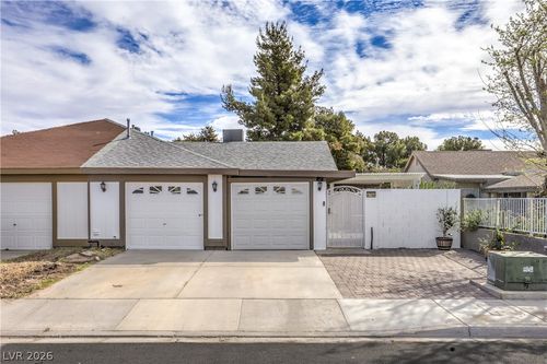 4760 Willow Crest Ave, Las Vegas, NV, 89147-4854 | Card Image