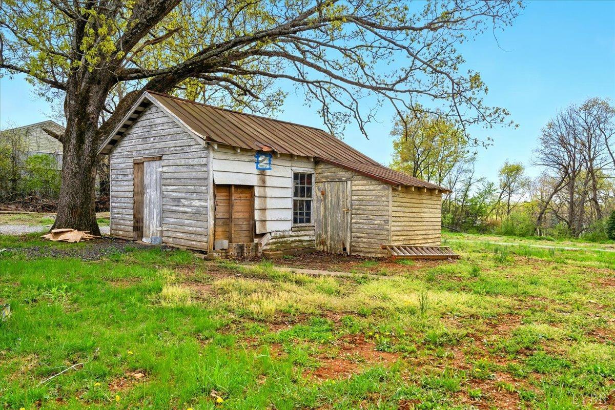 Commercial Sale in Lynchburg 3