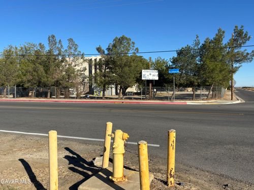 000 E Palmdale Blvd, Littlerock, CA, 93543 | Card Image