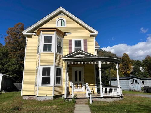 139 Frost Street, Brattleboro, VT, 05301 | Card Image