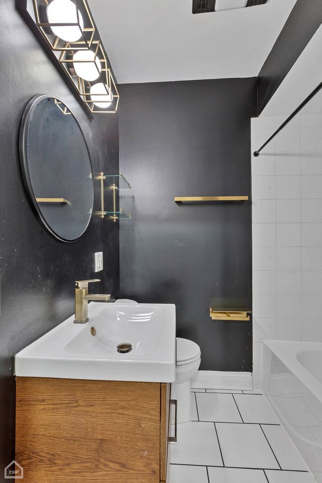 APT-2F - 3608 W Dickens Ave, Condo with 2 bedrooms, 1 bathrooms and null parking in Chicago IL | Image 12