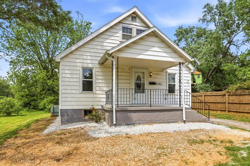 2751 W Walnut St, Springfield, MO, 65802-4744 | Card Image