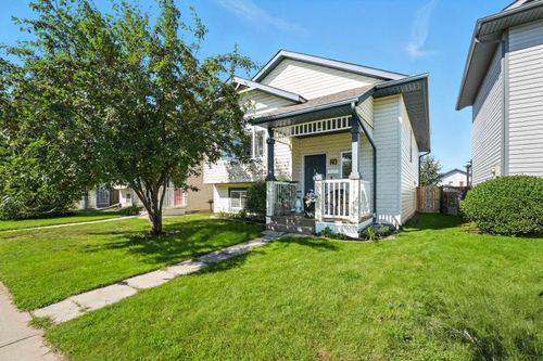 28 Lanterman Close, Red Deer, AB, T4R3K3 | Card Image