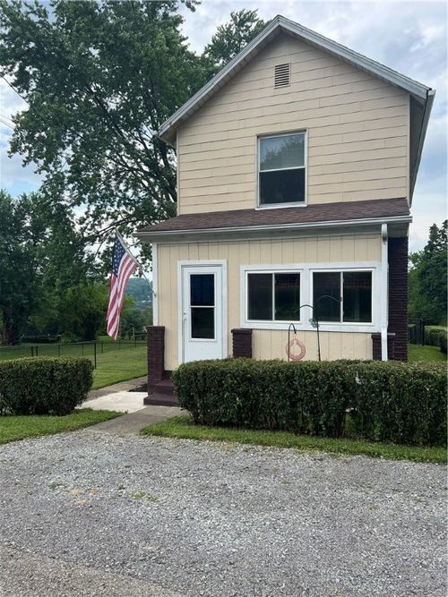 9 Southview Ave, South New Castle Boro, PA, 16101 | Card Image