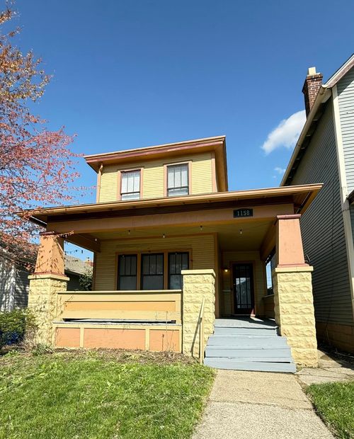 1158 Summit St, Columbus, OH, 43201-3576 | Card Image
