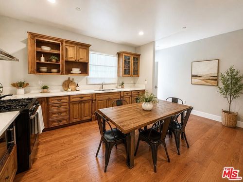 2-1212 W 37th Drive, Los Angeles, CA, 90007 | Card Image