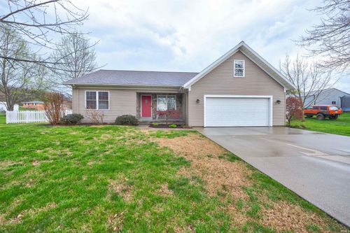 620 Delaware St, Ferdinand, IN, 47532-9133 | Card Image