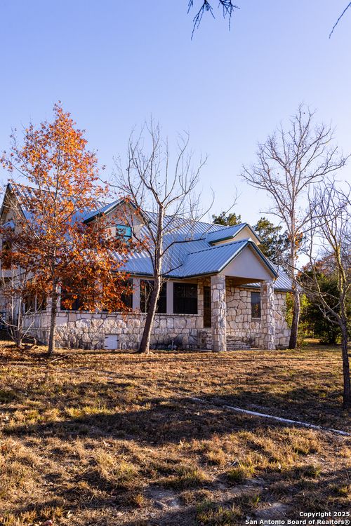 230 Cade Loop, Ingram, TX, 78025-5573 | Card Image