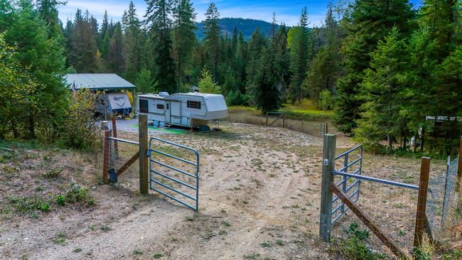 1042 Fir Dr, Home with 0 bedrooms, 0 bathrooms and null parking in Cusick WA | Image 28