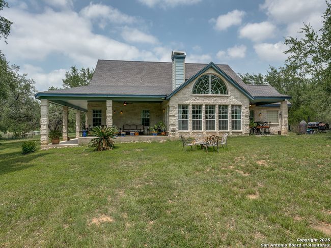 6840 S Loop 1604 W, House other with 3 bedrooms, 3 bathrooms and null parking in Von Ormy TX | Image 33