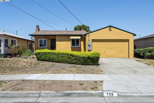 759 Bishop Ave, Hayward, CA, 94544-2611 | Card Image