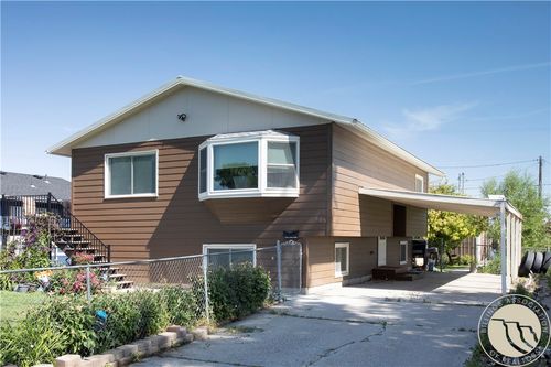 805 2nd St W, Hardin, MT, 59034-2010 | Card Image