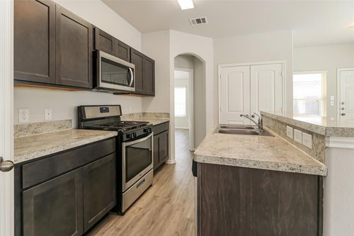 2606 Lina Dr, Conroe, TX, 77301-2678 | Card Image