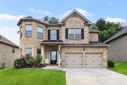 605 Stream Ct, Fairburn, GA, 30213-5820 | Card Image