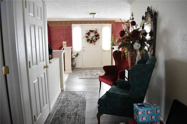 2024 Lexington Dr, House other with 4 bedrooms, 3 bathrooms and 2 parking in Connellsville PA | Image 17