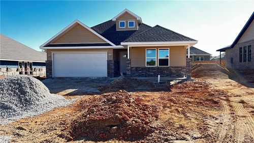2710 Buckside St, Springdale, AR, 72762-3379 | Card Image