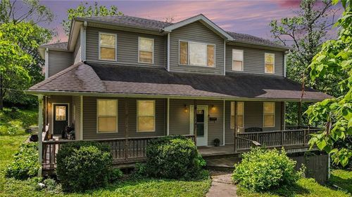 226 Clayton St, Saint Joseph, MO, 64504-1204 | Card Image