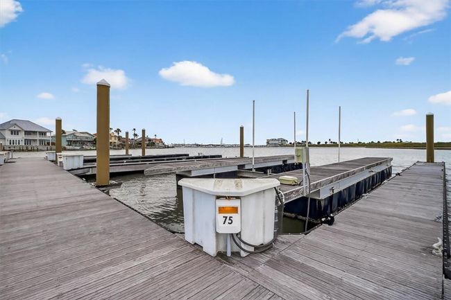 2 floating boat slips convey | Image 36