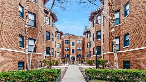 1-526 W Cornelia Ave, Chicago, IL, 60657-2769 | Card Image