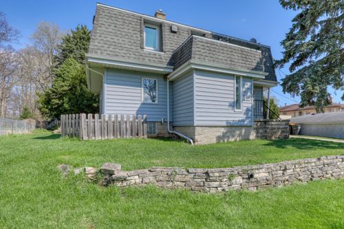 528 N 119th St, Wauwatosa, WI, 53226-3621 | Card Image