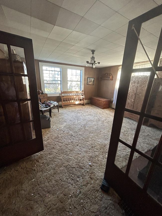 1065 N Main St, House other with 3 bedrooms, 2 bathrooms and null parking in Whitwell TN | Image 4