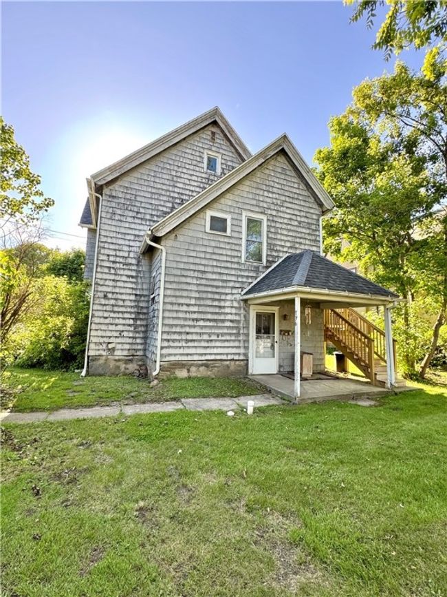 200 Oakwood Ave, Home with 5 bedrooms, 3 bathrooms and null parking in Elmira Hts NY | Image 5