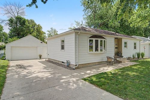 1803 N 25th St, Fort Dodge, IA, 50501-7828 | Card Image