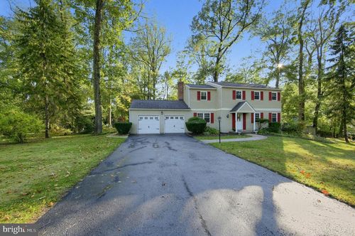 6 Forest Way, MALVERN, PA, 19355-2011 | Card Image