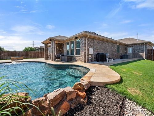1149 Alnwick Ln, Saginaw, TX, 76131-2161 | Card Image