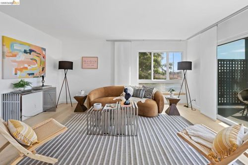 apt-202-802 N Delaware St, San Mateo, CA, 94401 | Card Image