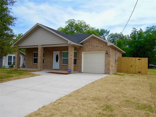 2829 Walnut St, Greenville, TX, 75401-3827 | Card Image