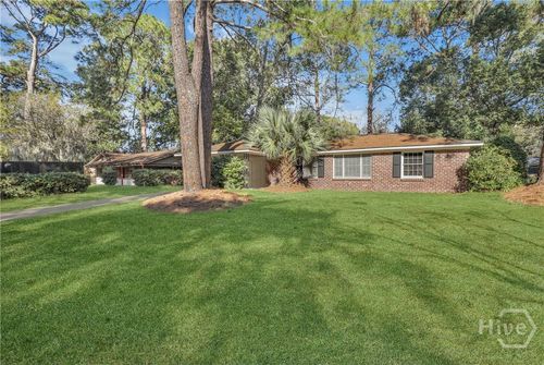 110 Paradise Dr, Savannah, GA, 31406-5734 | Card Image