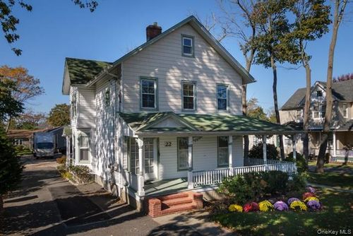 7-22 Park Avenue, Babylon, NY, 11701 | Card Image