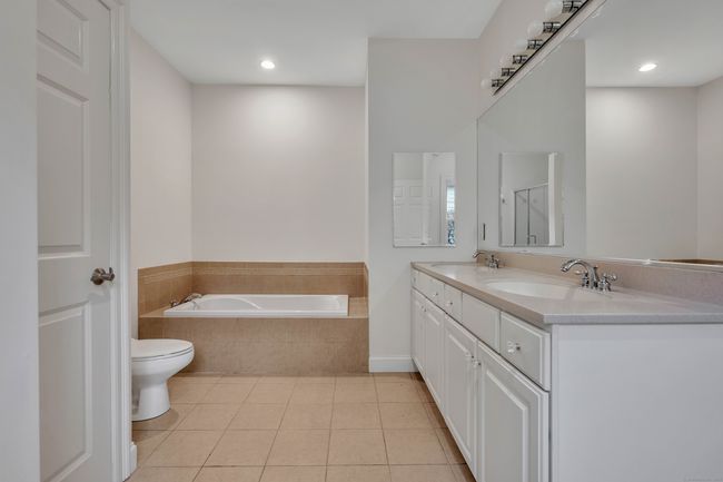 4 - 4 Avery Rd, Condo with 3 bedrooms, 3 bathrooms and null parking in Bloomfield CT | Image 23
