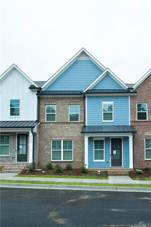 5377 Gray Birch Bnd, Flowery Branch, GA, 30542-7634 | Card Image