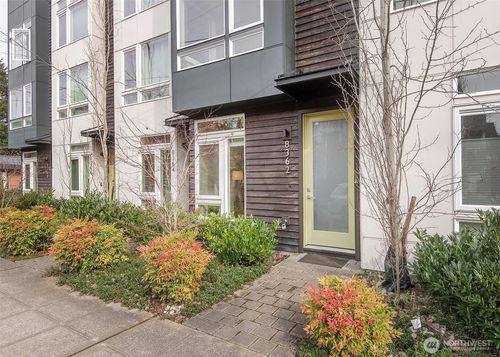 8362 12th Ave Nw, Seattle, WA, 98117-3341 | Card Image