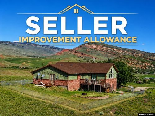 44 Sacajawea Ave, Lander, WY, 82520-9630 | Card Image