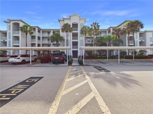 1011-10391 Butterfly Palm Dr, FORT MYERS, FL, 33966-7903 | Card Image