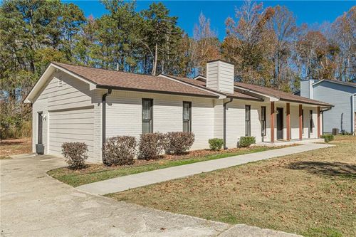 9531 Winding Way Ln, Jonesboro, GA, 30238-6051 | Card Image