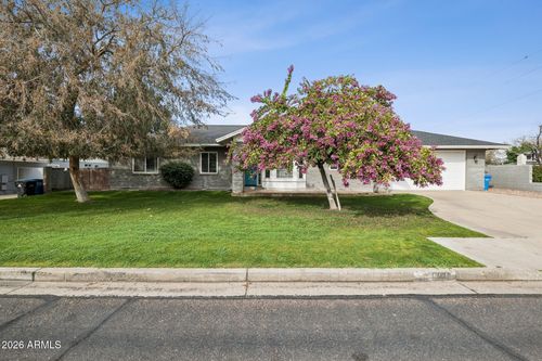 702 W Why Worry Ln, Phoenix, AZ, 85021-4473 | Card Image