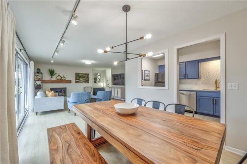 apt-102-8718 Metcalf Ave, Overland Park, KS, 66212-2045 | Card Image