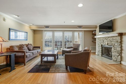 402-402 Bowling Park Rd, Asheville, NC, 28803 | Card Image