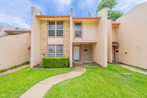 536 Valley Park Drive, Garland, TX, 75043 | Card Image