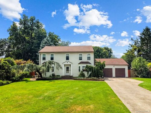15 Fairfields Ct, Huntington Station, NY, 11746-2763 | Card Image