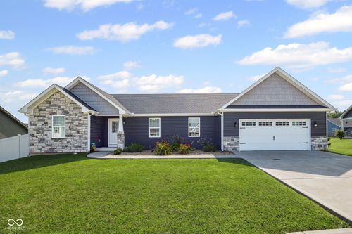 202 Diamond Ln, Crawfordsville, IN, 47933 | Card Image