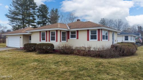 22 Julia St, Amsterdam, NY, 12010-5129 | Card Image