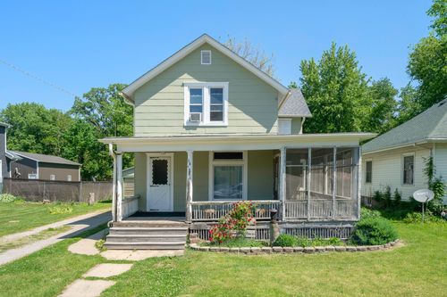 116 W Union St, Earlville, IL, 60518-8101 | Card Image