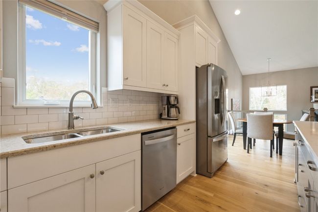 1333 Forest Ridge Ct Ne, Condo with 4 bedrooms, 3 bathrooms and null parking in Swisher IA | Image 8