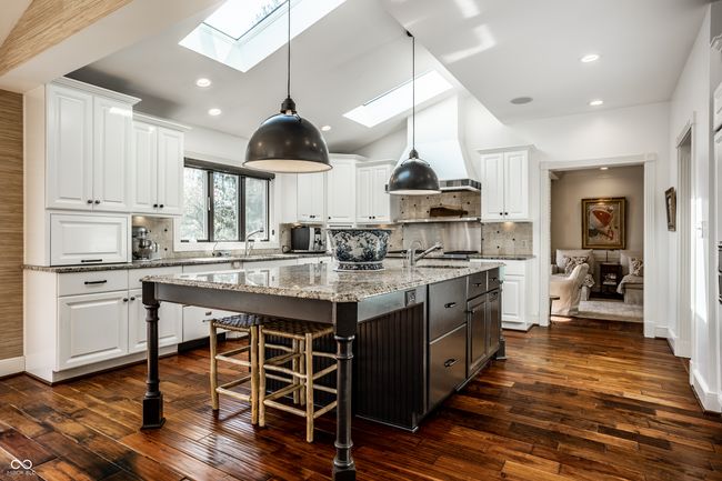 10605 Winterwood, House other with 5 bedrooms, 6 bathrooms and null parking in Carmel IN | Image 20