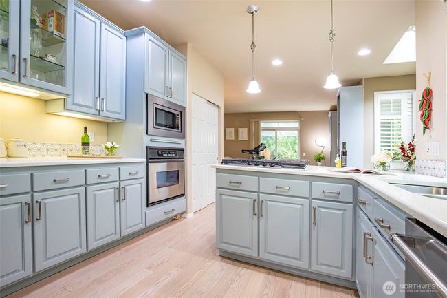 Kitchen with new Stone Counters & Updated Cabinets! | Image 9